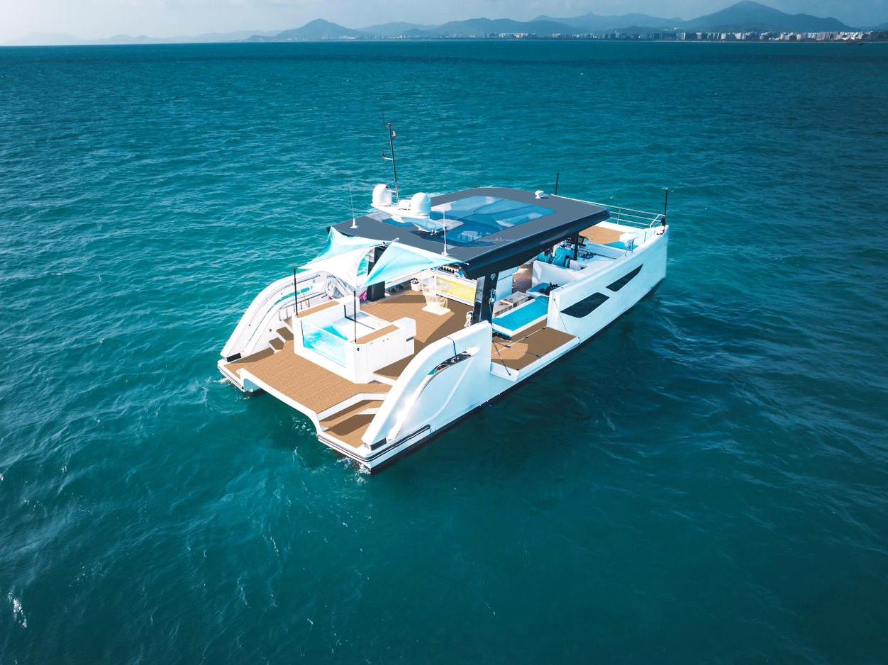 Catamaran Ozone: view 4