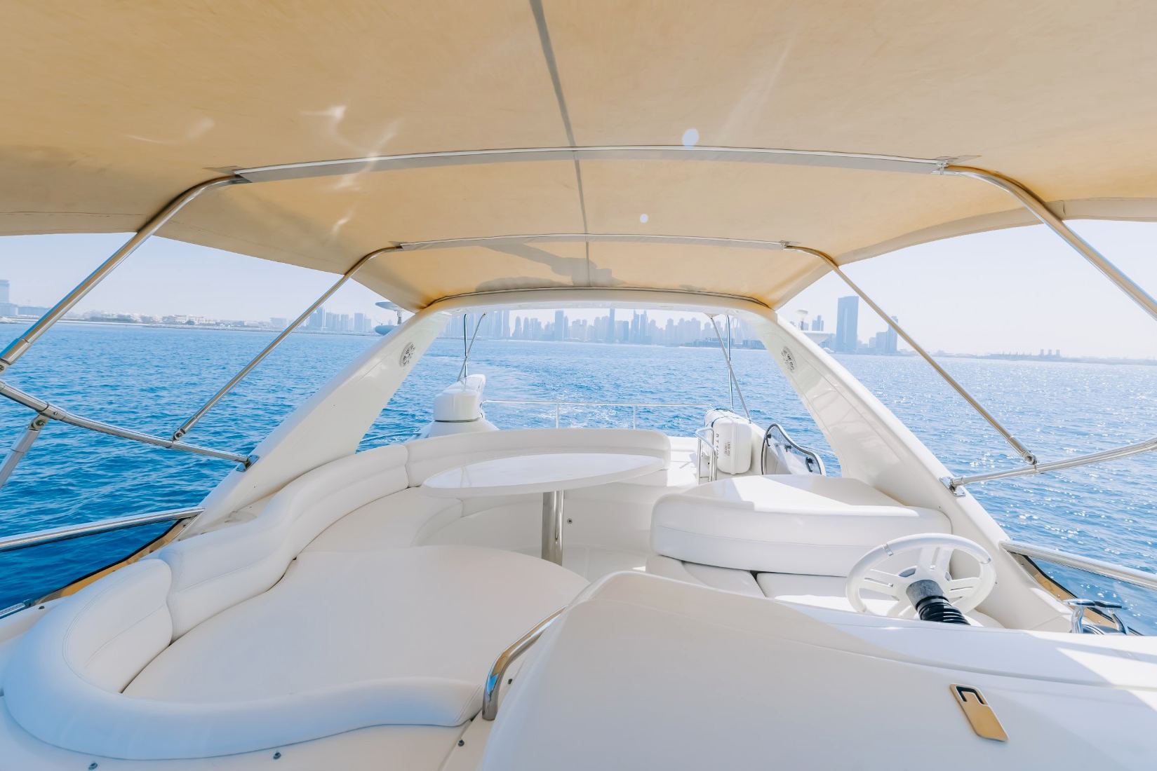 Azimut White Pearl: view 4