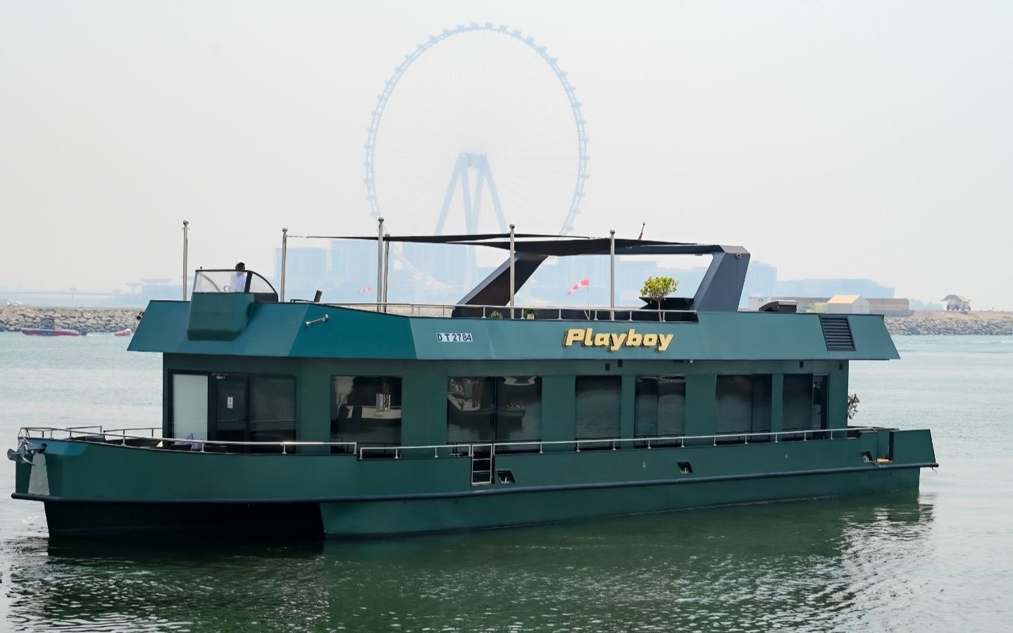 Play Boy Houseboat (100 ft)