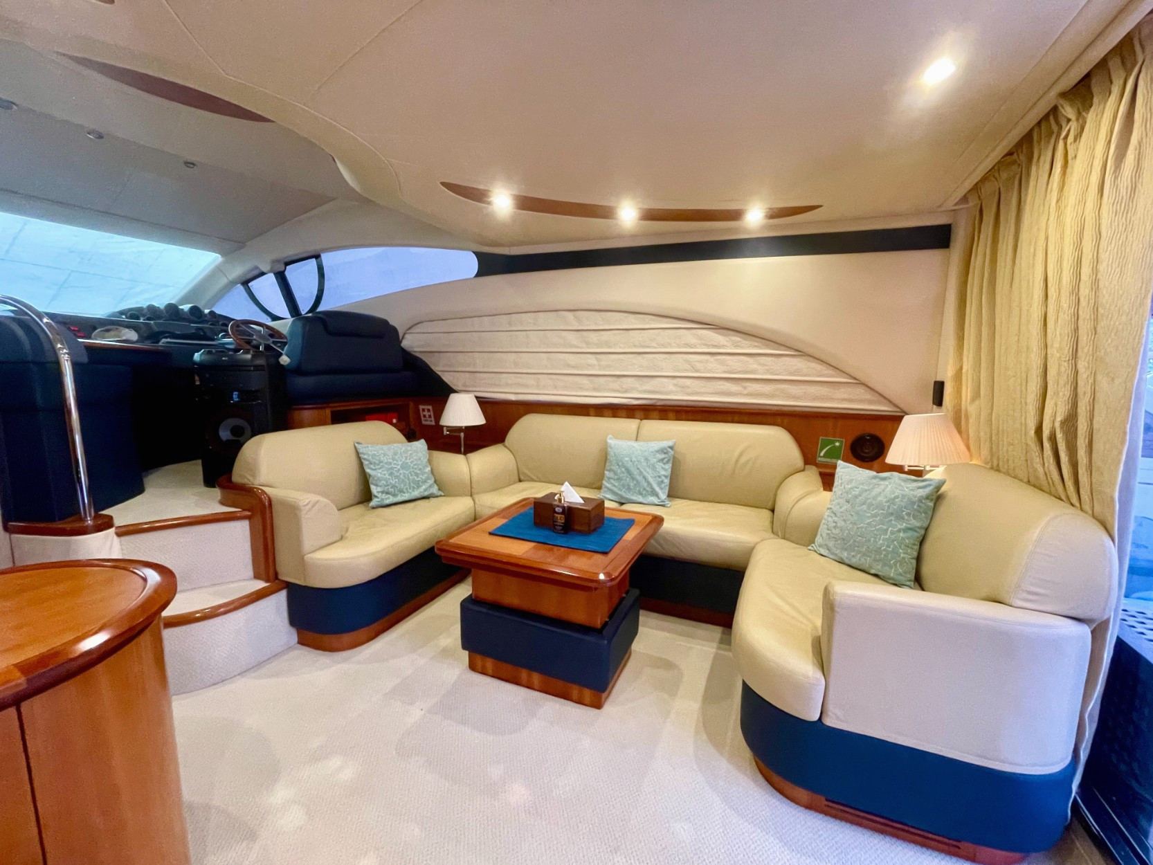 Azimut Grand Crew: view 6