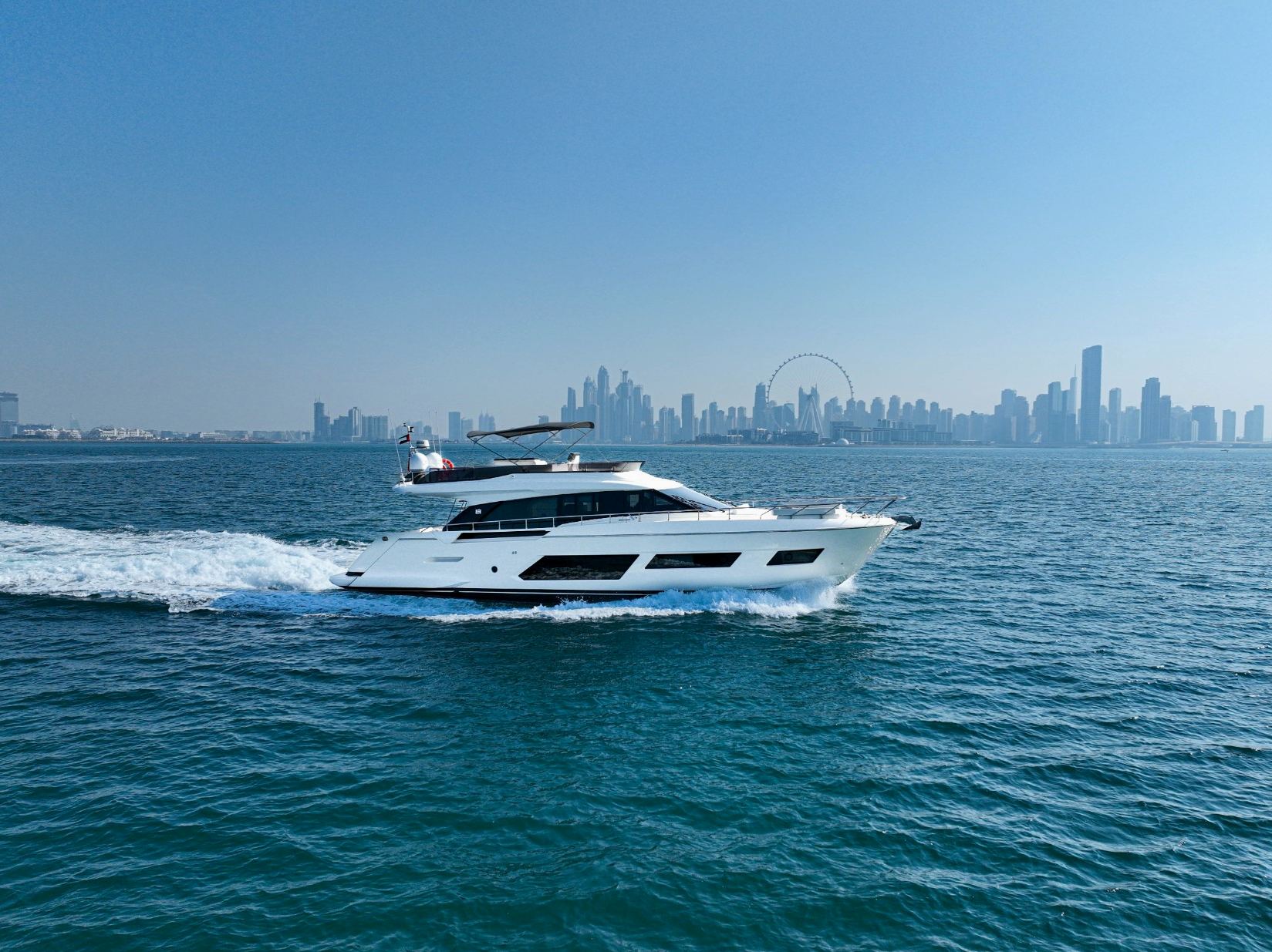 Ferretti 67 ft: view 8