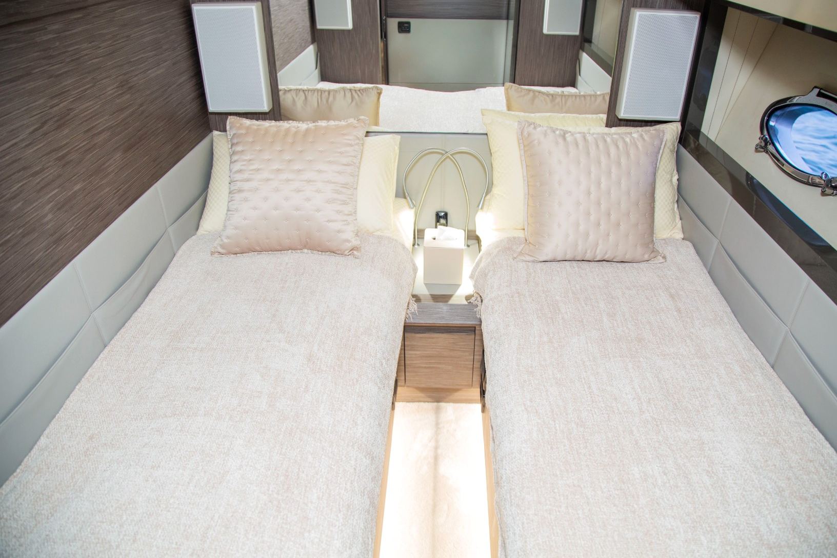 Pershing: view 8