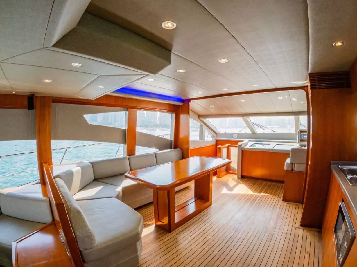 Azimut Lana: view 3