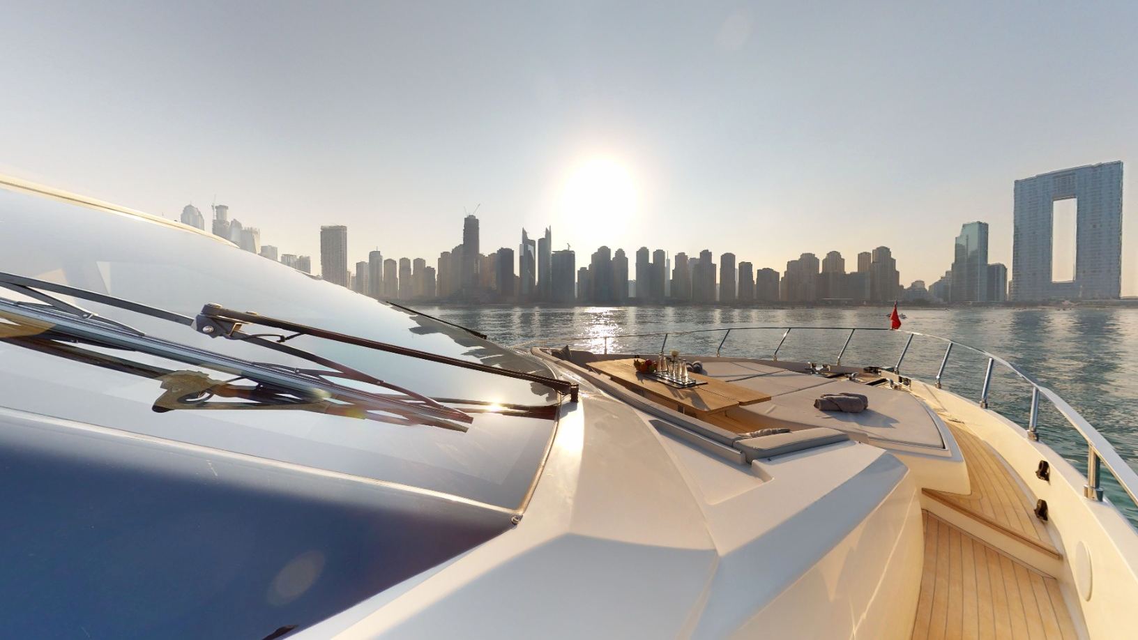 Ferretti 78 ft: view 3