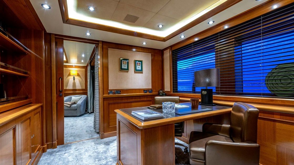 M/Y Behike: view 4