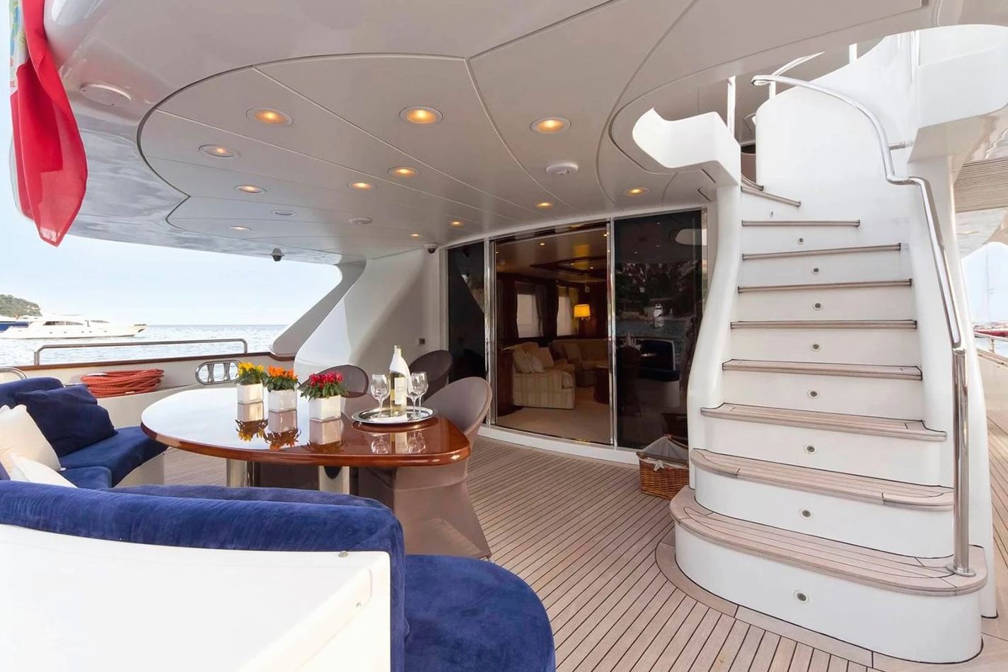Benetti Gallus: view 3