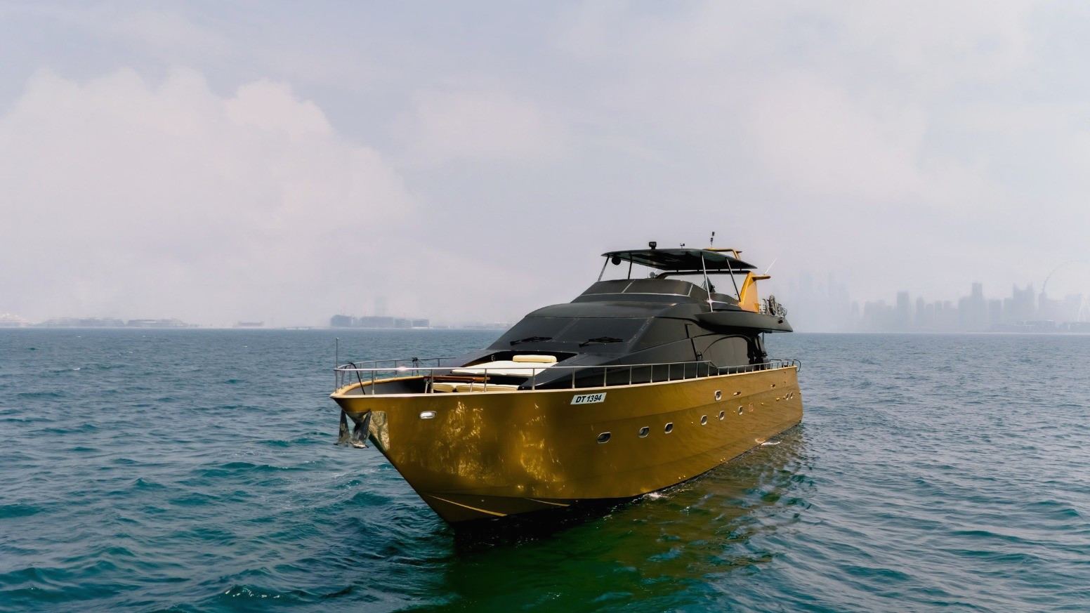 Azimut Anna: view 15