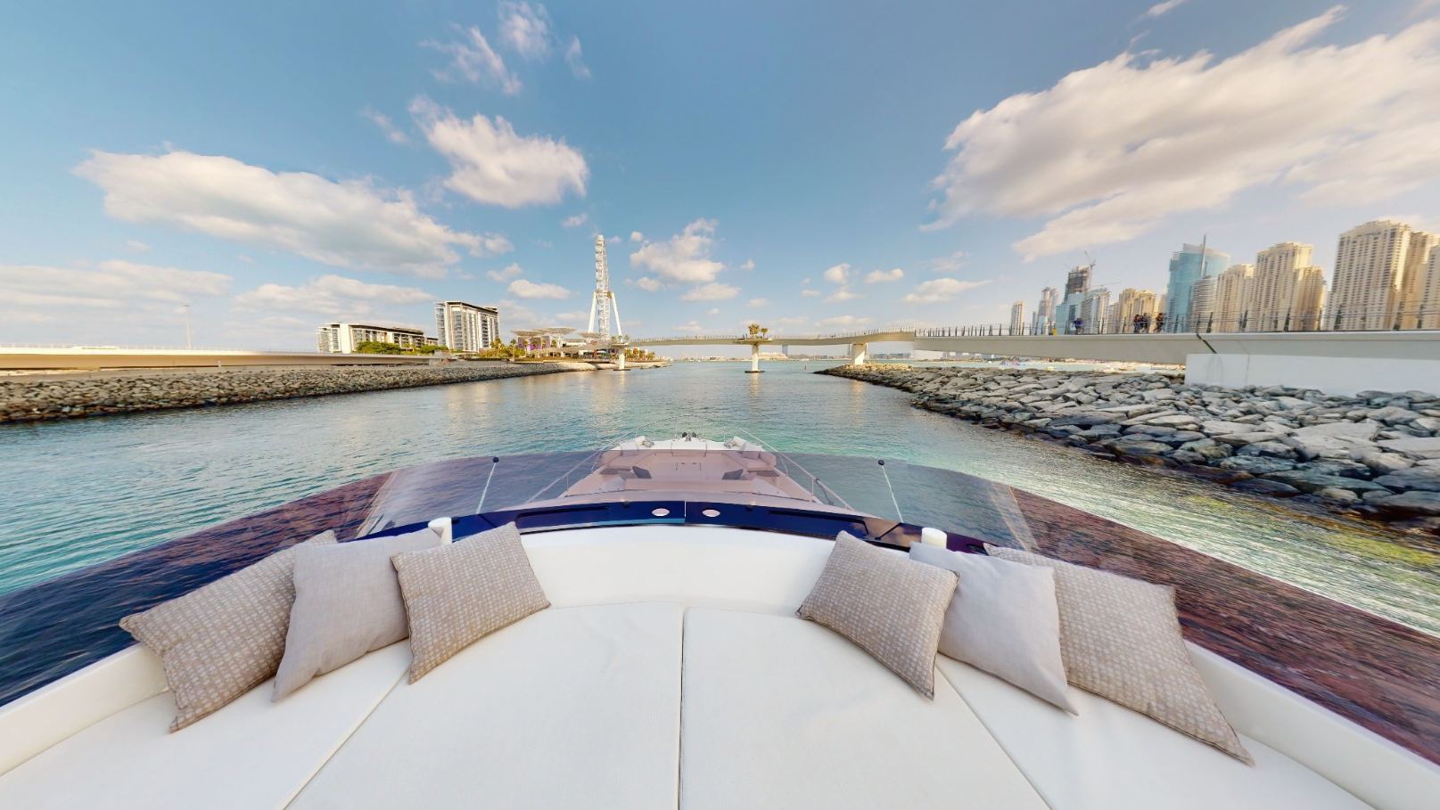 Ferretti 67 ft: view 7
