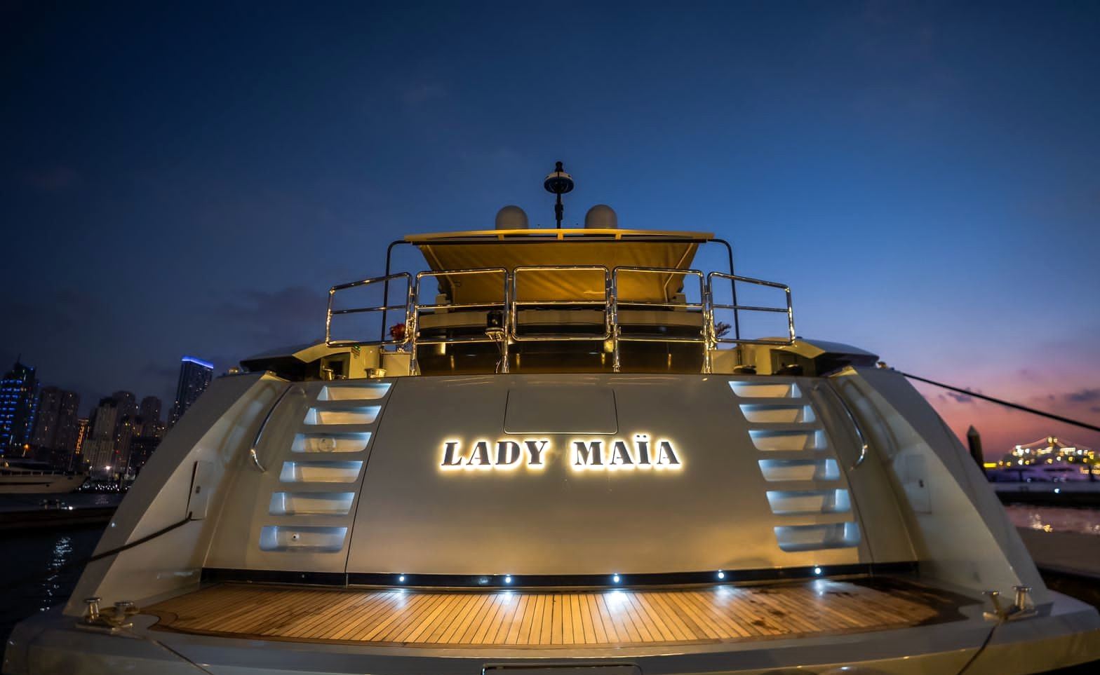 Lady Maya: view 8