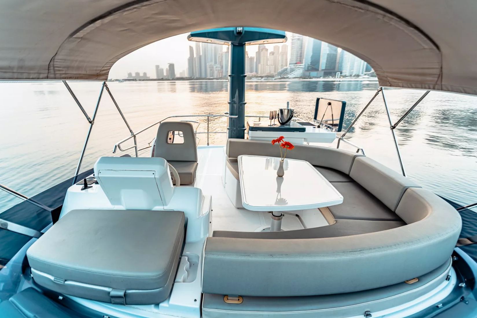 Azimut Magellano 43 ft: view 8