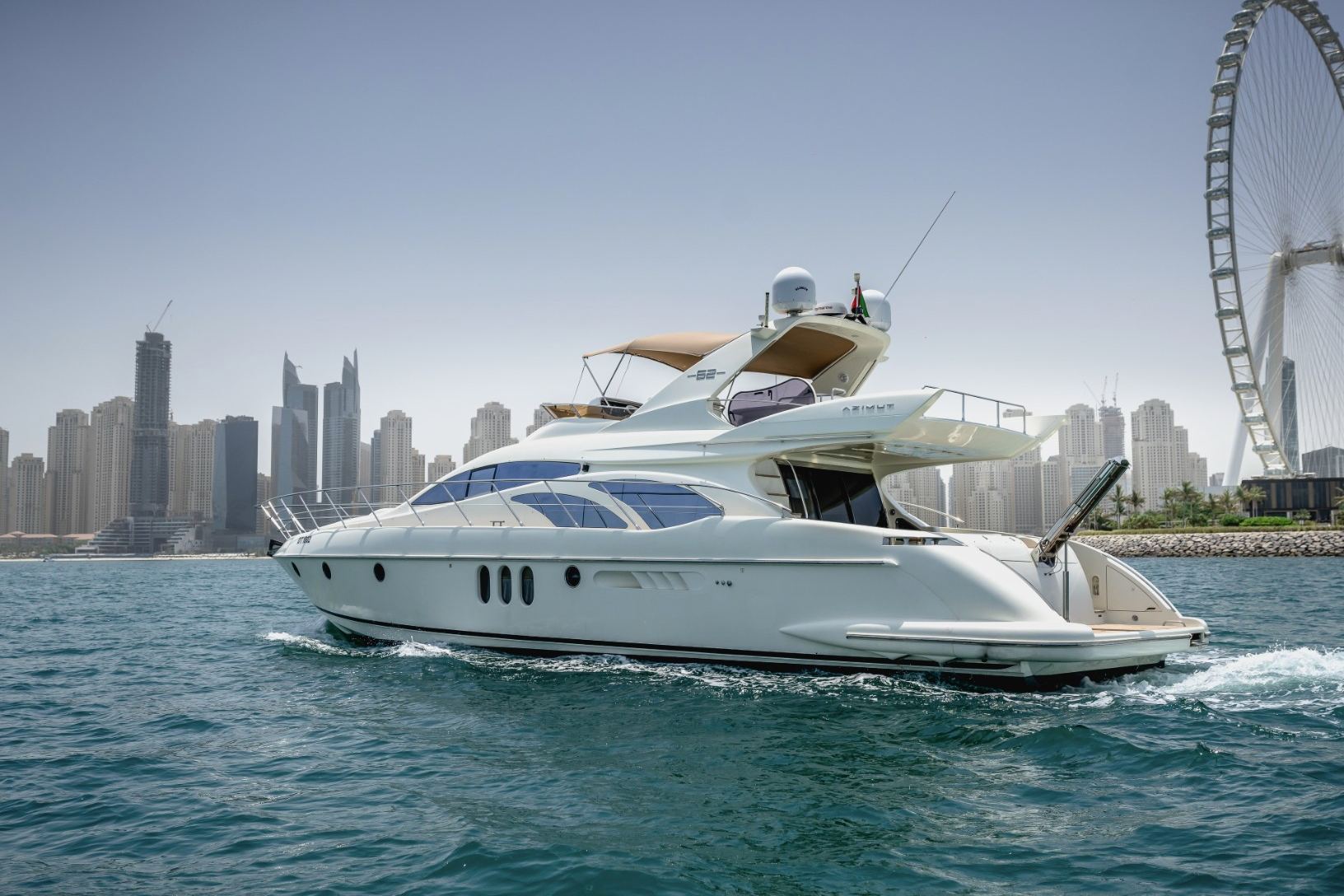 Azimut Lucky Star: view 3