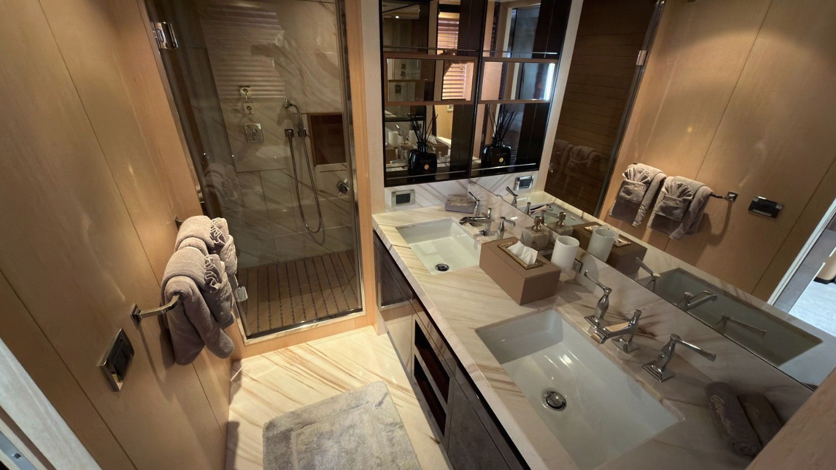 Azimut Satisfaction: view 7