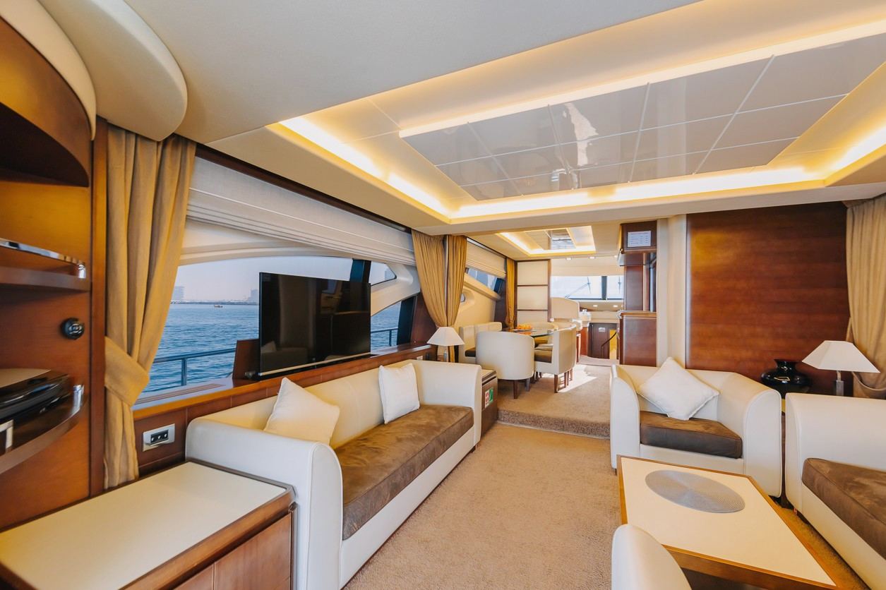 Azimut Viktoria: view 12