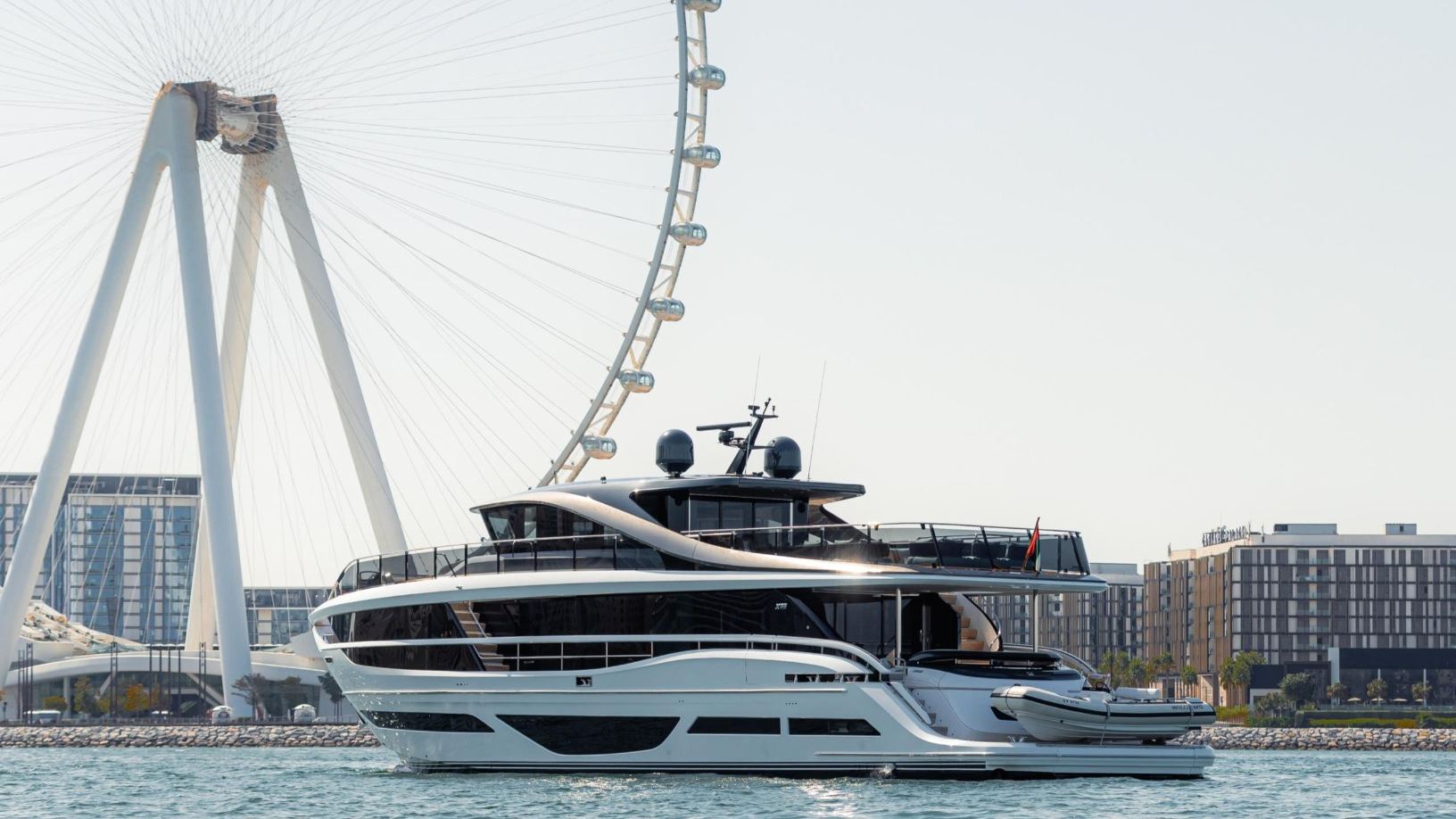 Princess 95X Super-flybridge: view 4