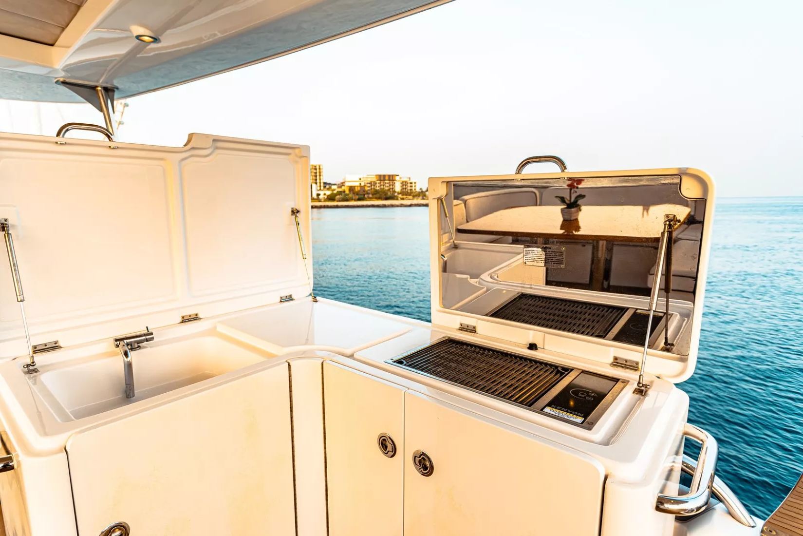 Azimut Magellano 66 ft: view 6