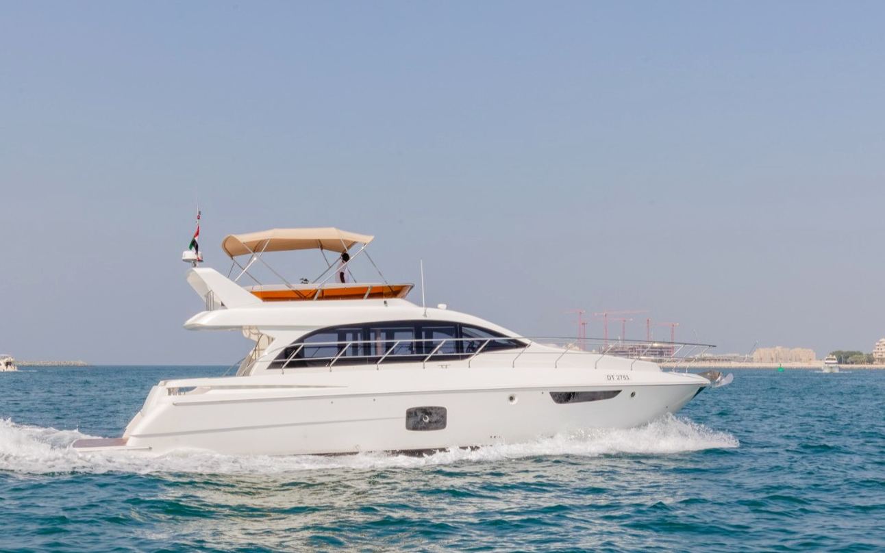 Sky Walker Kio (52 ft)
