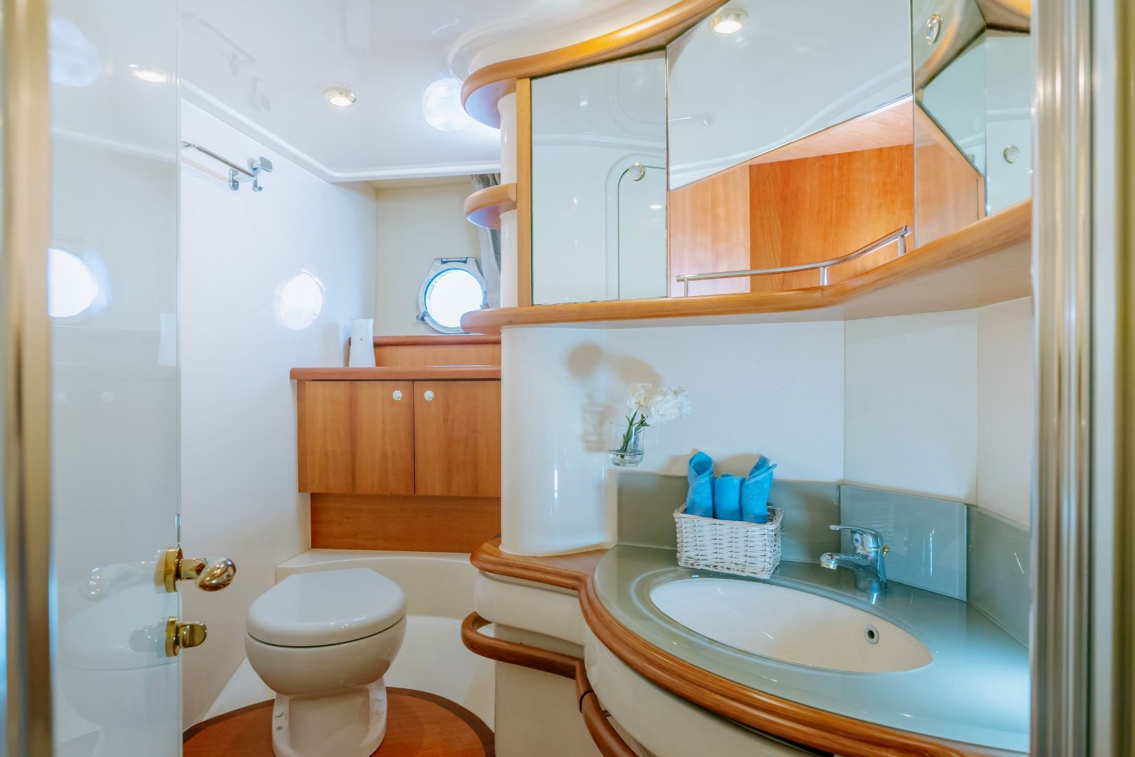 Azimut White Pearl: view 8
