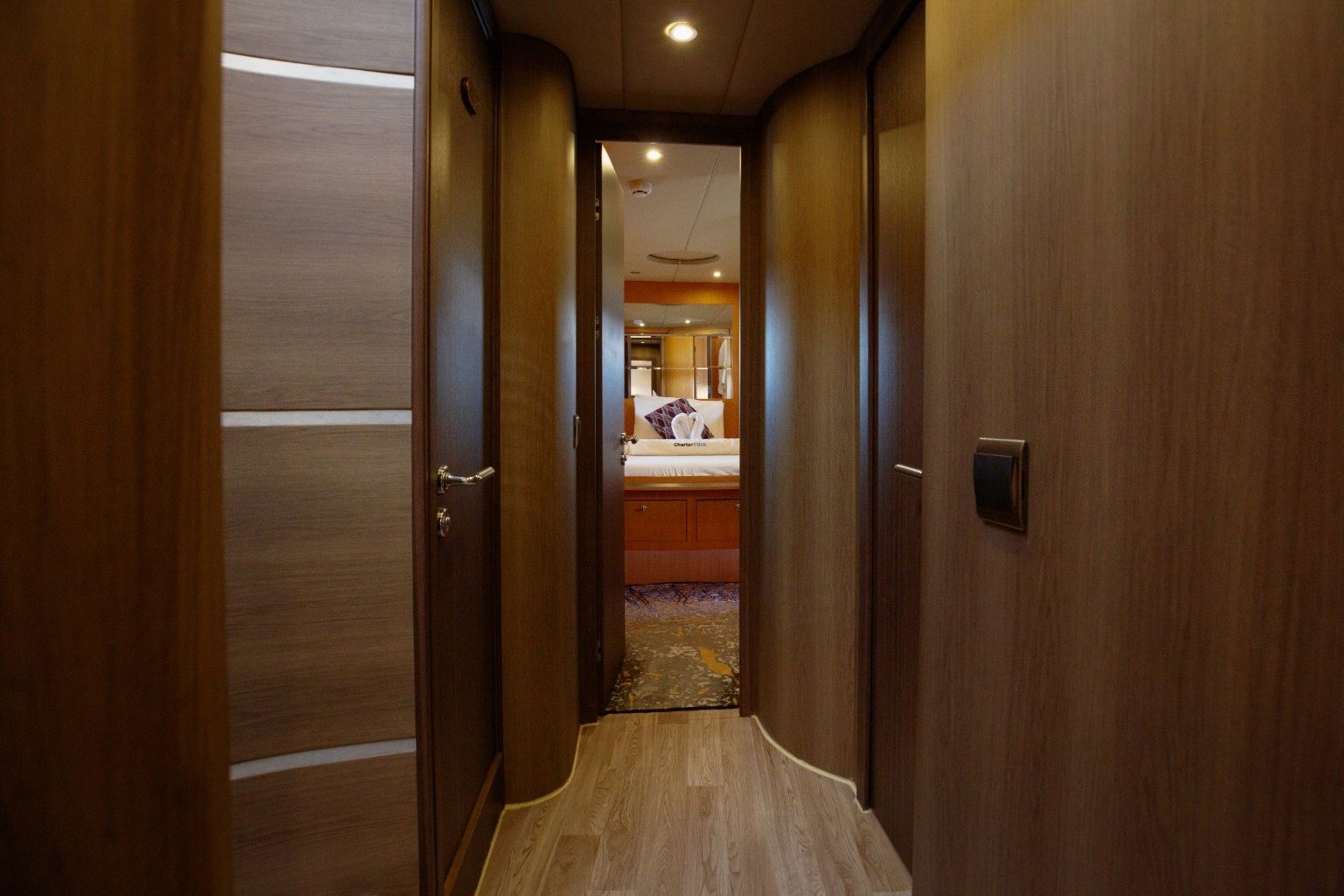 Numarine Veronika: view 7